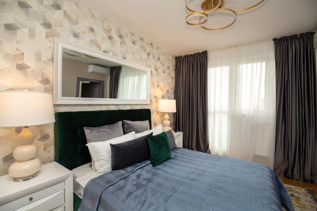 Metropole Apartments Royal Ateneum Bukarest Eksteriør billede